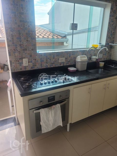 Image 1 - 888125