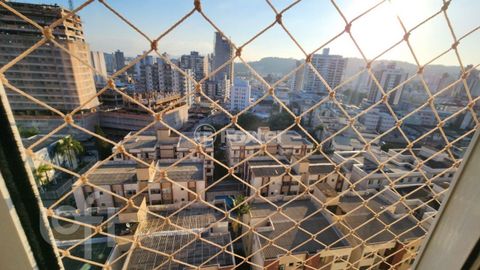 Image 16 - 888129