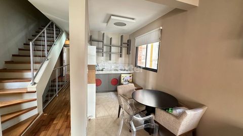 Image 12 - 888238