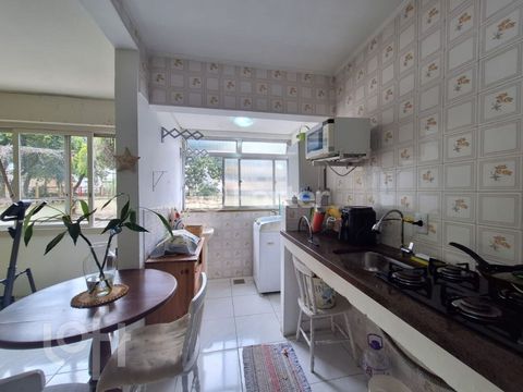 Image 6 - 888241