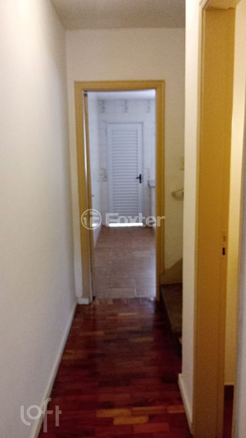 Image 1 - 888256
