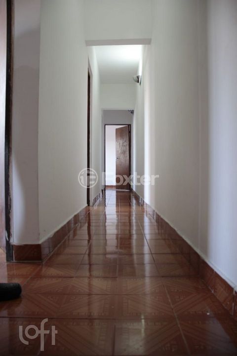 Image 4 - 888266