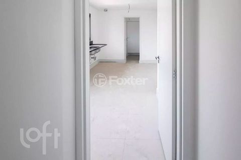 Image 10 - 888268