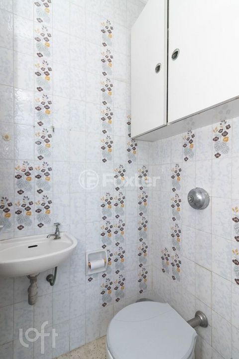 Image 13 - 888270