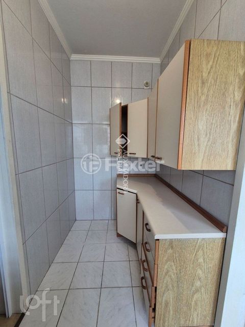 Image 3 - 888272