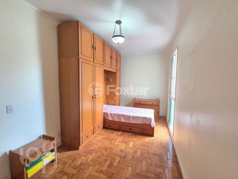 Image 8 - 888272