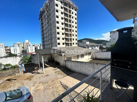 Image 11 - 888277