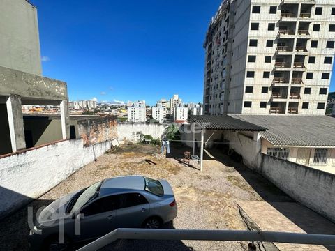 Image 10 - 888277