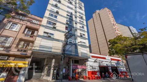 Image 10 - 888287