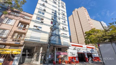 Image 11 - 888287