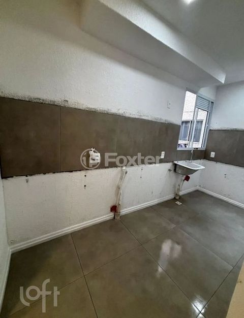 Image 3 - 888309