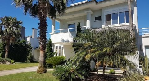Image 9 - 888328