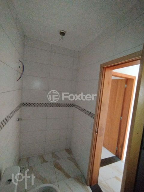 Image 8 - 888330