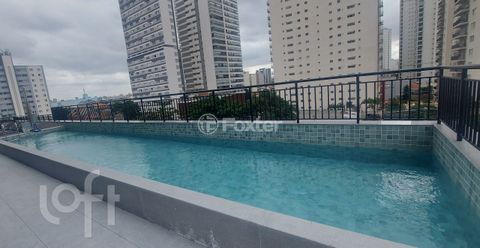 Image 11 - 888360