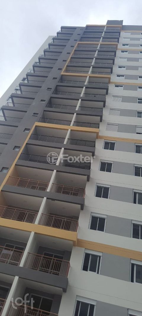Image 8 - 888360