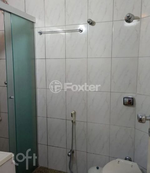 Image 7 - 888377