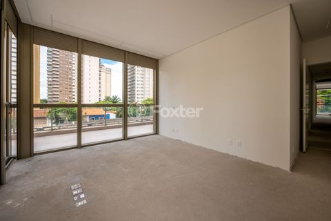 Image 16 - 888380
