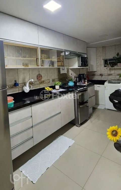 Image 7 - 888402