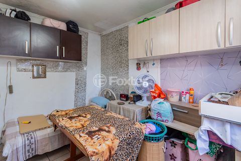 Image 8 - 888404