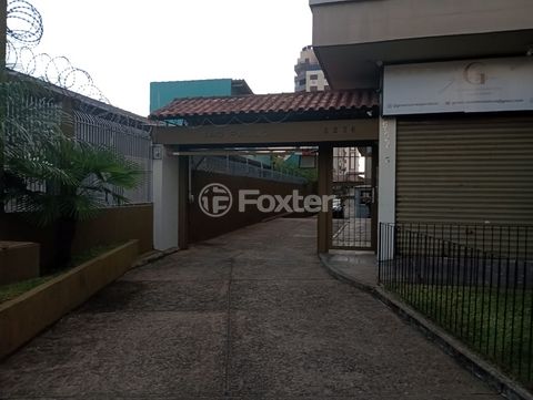 Image 8 - 888419