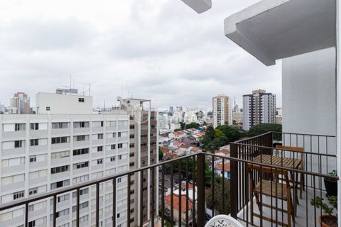 Image 6 - 888498