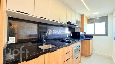 Image 8 - 888506