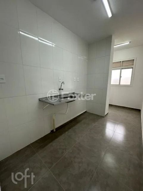 Image 2 - 888521