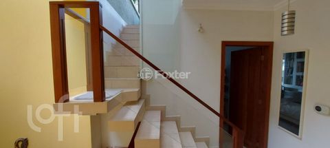 Image 15 - 888537