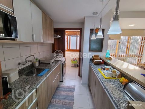Image 11 - 888541