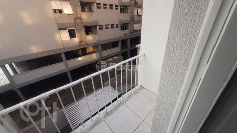 Image 5 - 888542
