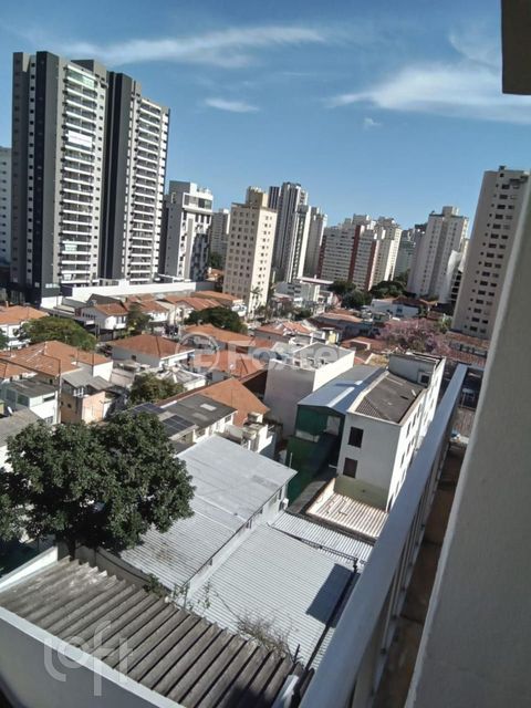 Image 1 - 888550