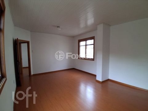 Image 6 - 888562