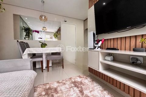 Image 6 - 888572