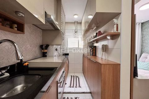 Image 9 - 888572