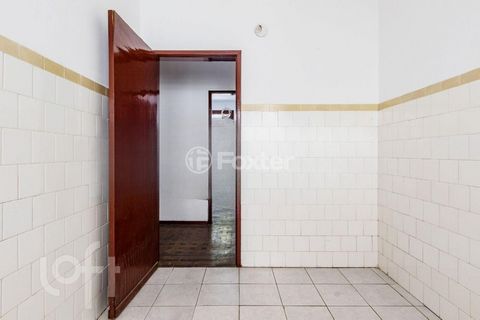 Image 11 - 888574