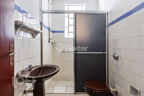 Image 7 - 888574