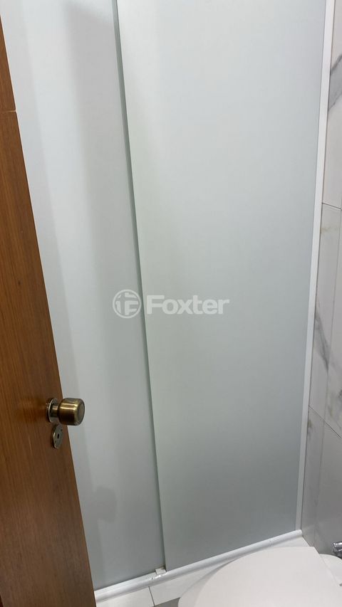 Image 8 - 888581