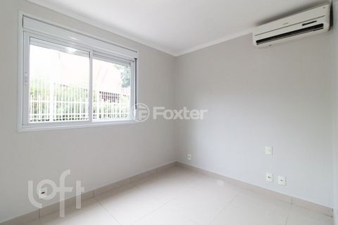 Image 13 - 888589