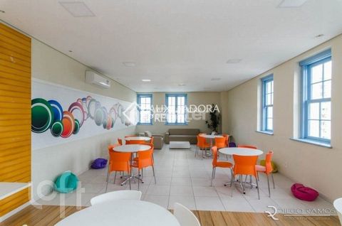 Image 9 - 888589