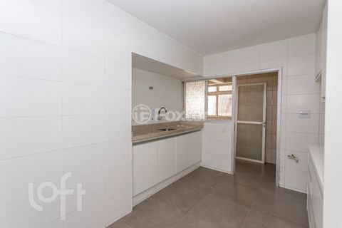 Image 9 - 888595