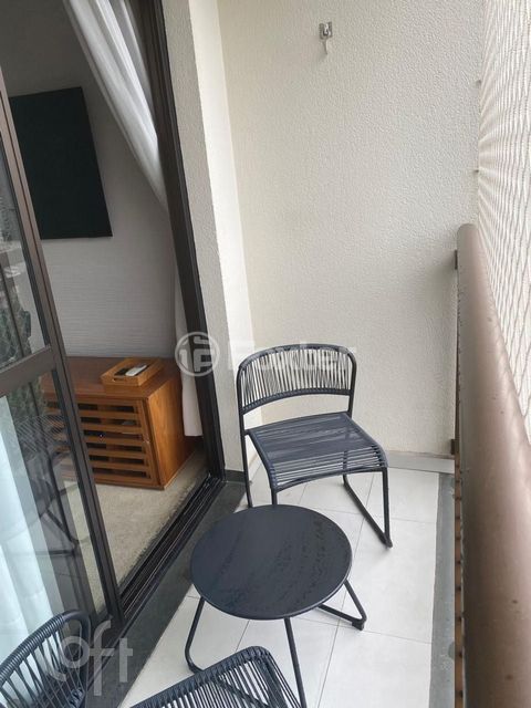 Image 3 - 888597