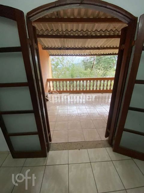 Image 7 - 888616