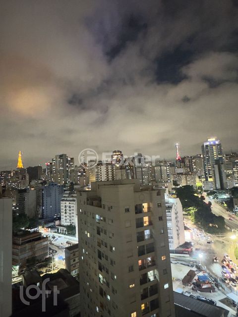 Image 3 - 888626