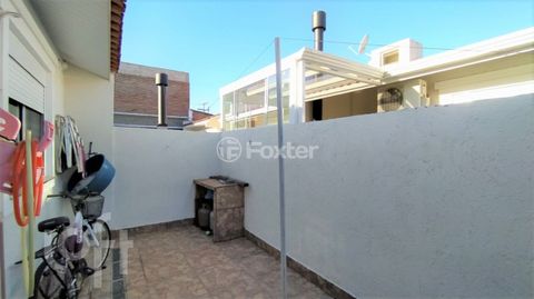 Image 8 - 888642