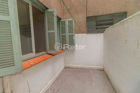 Image 8 - 888650