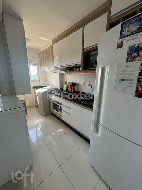 Image 9 - 888662