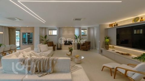 Image 4 - 888666