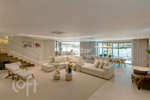 Image 10 - 888666