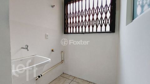Image 5 - 888672