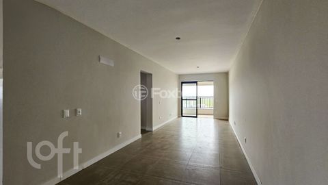 Image 8 - 888673